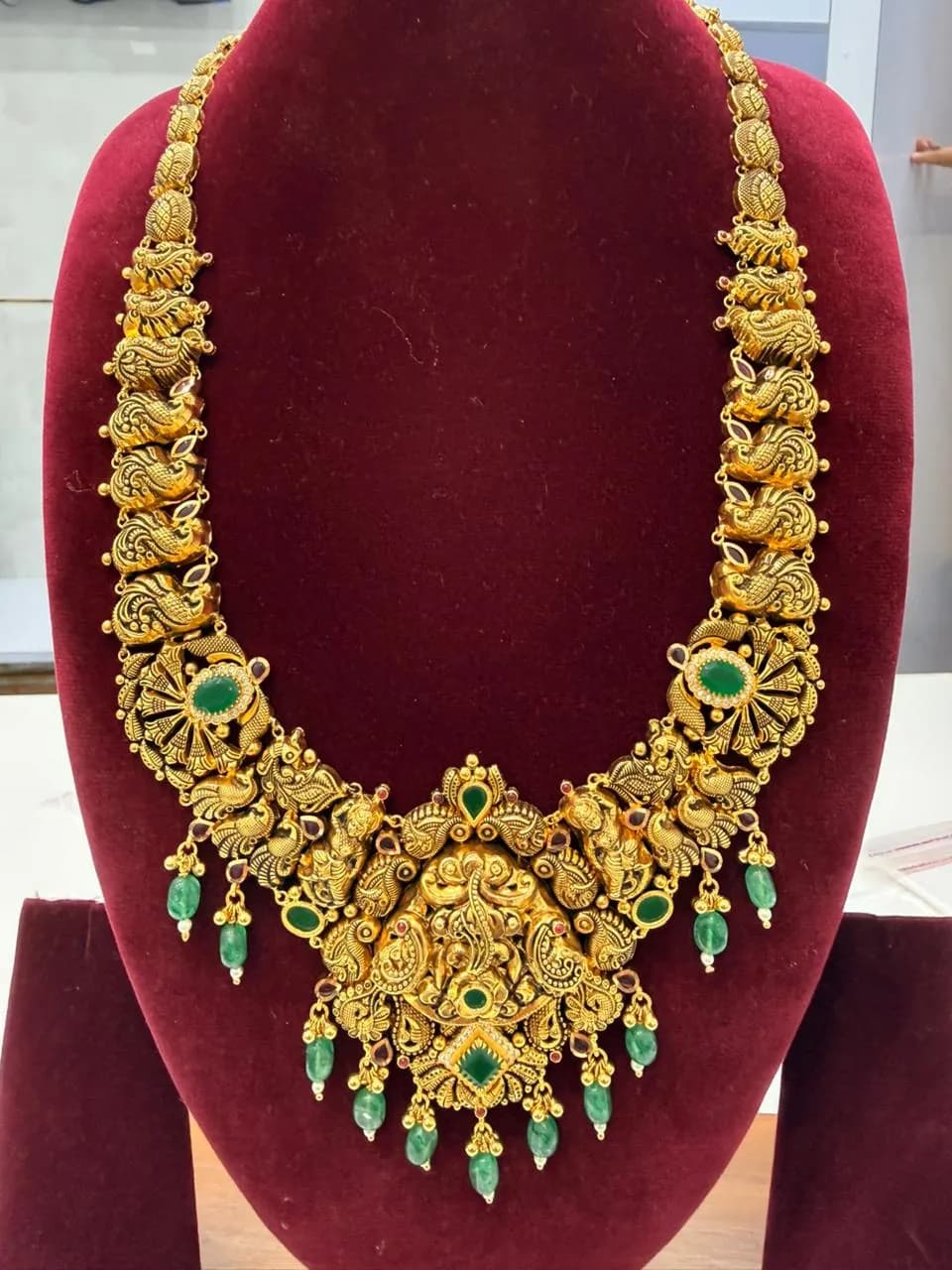 Gondilal Saraf gold display